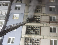 Два человека погибли в огне в киевской многоэтажке
