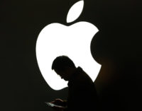 Apple выделит более 10 млн масок для США и Европы