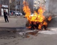 На Киевщине взорвался автомобиль: водитель чудом спасся